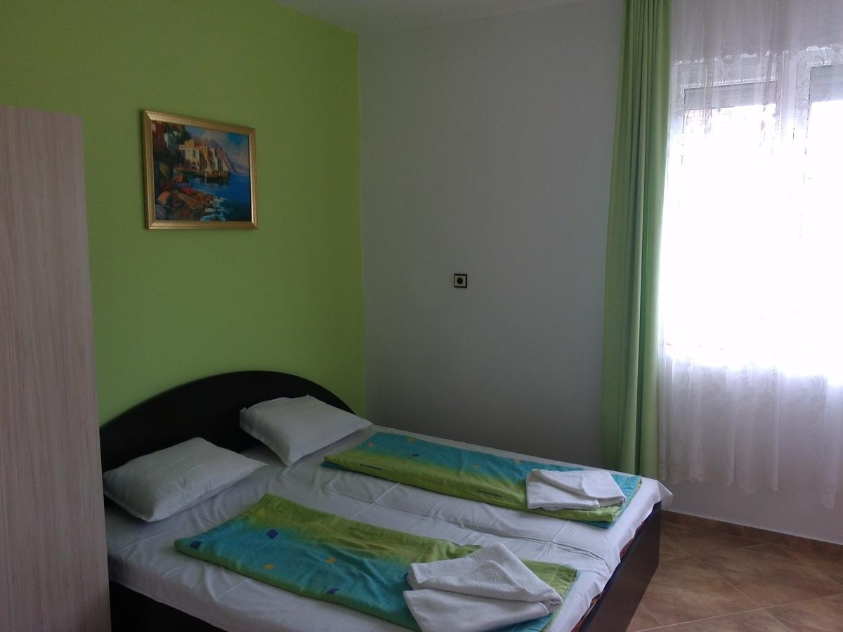 Guest House Yanina Sozopol Esterno foto